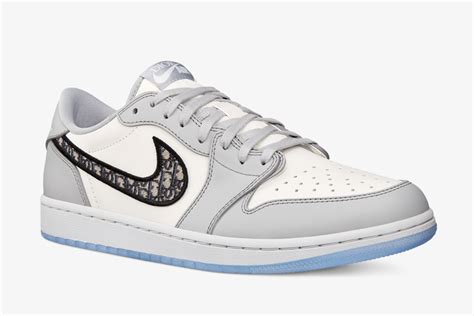 men's nike dior shoes|jordan 1 Dior low price.